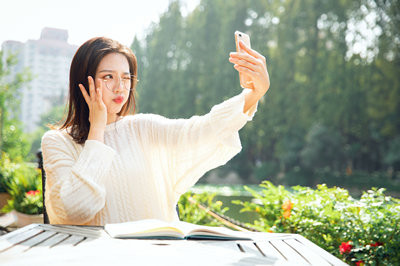 本科有學(xué)位如何報(bào)考石河子大學(xué)在職研究生？