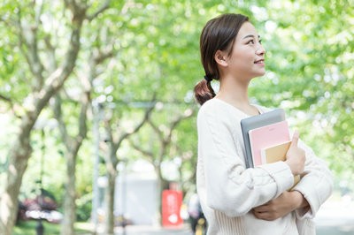 河北經(jīng)貿(mào)大學(xué)在職研究生招生專業(yè)有什么？