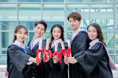 本科有學(xué)位如何報考南開大學(xué)在職研究生？