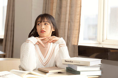西南交通大學(xué)在職研究生論文答辯難嗎？