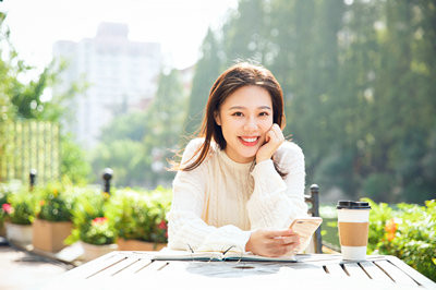 首都經(jīng)濟(jì)貿(mào)易大學(xué)在職研究生報(bào)名方式是什么，入學(xué)需要考試嗎？
