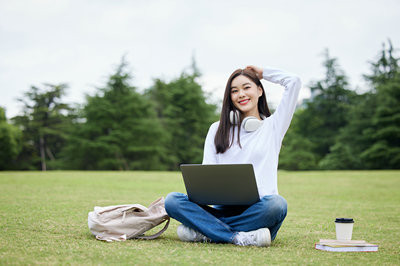 華北電力大學(xué)在職研究生報(bào)名方式是什么，入學(xué)需要考試嗎？
