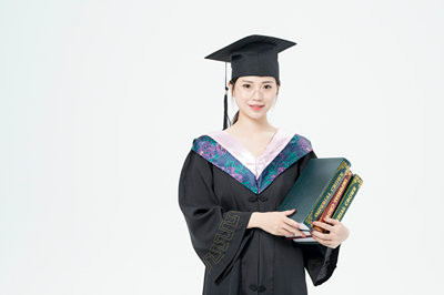 江西財經(jīng)大學(xué)在職研究生考試通過率怎么樣？