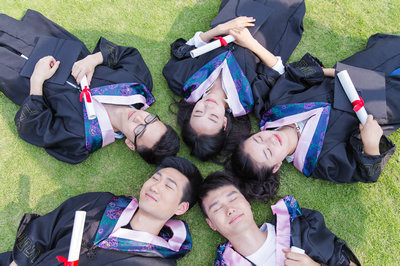 2024年武漢科技大學(xué)在職研究生和全日制研究生有哪些區(qū)別？