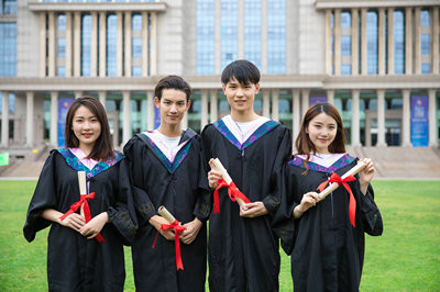 2024年大連大學(xué)在職研究生有哪些報(bào)考途徑？