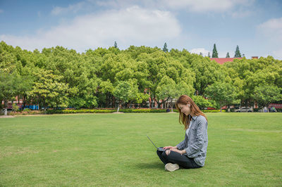 渤海大學(xué)在職研究生就讀優(yōu)勢有哪些，畢業(yè)是雙證嗎？