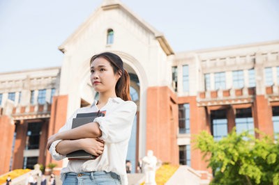 2024年如何報(bào)考江西師范大學(xué)在職研究生？