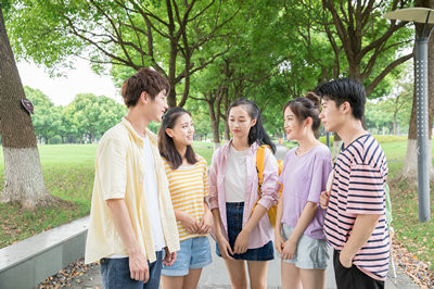 2025年攻讀甘肅中醫(yī)藥大學(xué)在職研究生是免試入學(xué)嗎？