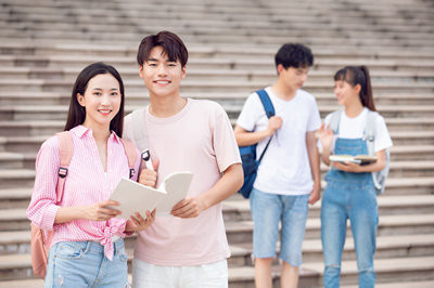 2025年大連大學在職研究生上課方式是什么？