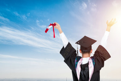 報考2025年江西師范大學在職研究生如何選擇專業(yè)？