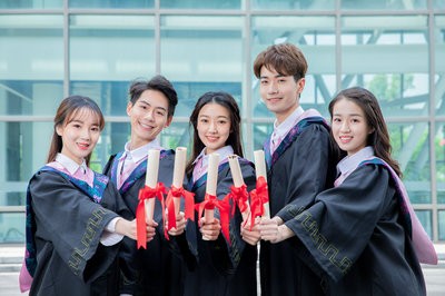 2025年報(bào)考江西師范大學(xué)在職研究生畢業(yè)可以獲得雙證嗎？