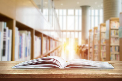 2025年中國人民大學在職研究生是雙證嗎？