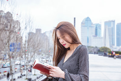 2025就讀對外經(jīng)濟貿(mào)易大學在職研究生有什么優(yōu)勢？