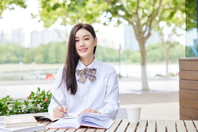 2025年西安外國語大學在職研究生有哪些熱門專業(yè)？
