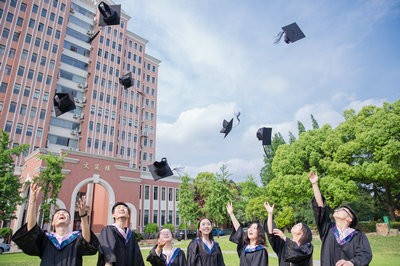 2025年南昌航空大學(xué)在職研究生報考條件與要求是什么？