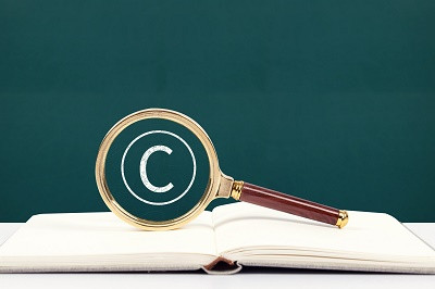 2020年中國政法大學在職研究生考試分數(shù)線是多少？