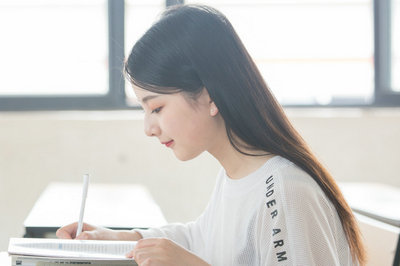 對外經(jīng)濟(jì)貿(mào)易大學(xué)在職研究生 對外經(jīng)濟(jì)貿(mào)易大學(xué)在職研究生