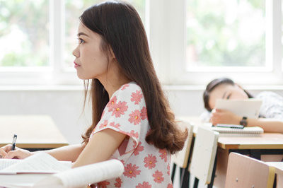 本科有學(xué)位能否報(bào)考石油與天然氣工程在職研究生？