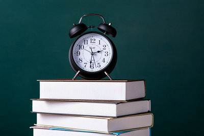 圖書情報與檔案管理在職研究生分數線是多少？