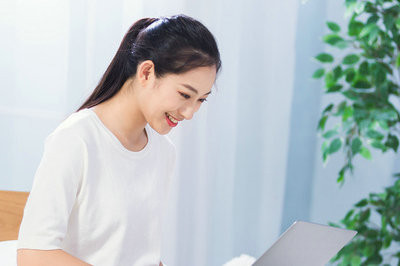 沒通過在職研究生論文答辯可不可以畢業(yè)？