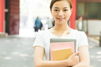 2022年首都經(jīng)濟(jì)貿(mào)易大學(xué)高級(jí)研修班畢業(yè)后能獲得什么證書(shū)？