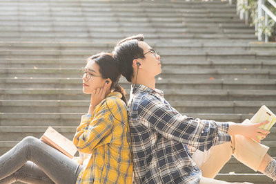 哈爾濱工程大學(xué)在職研究生報(bào)名人群是哪些？