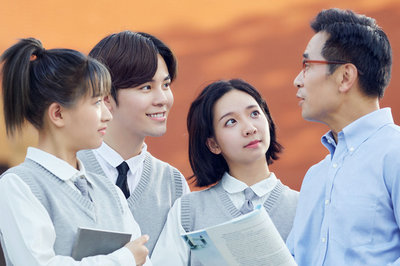 新聞傳播學(xué)在職研究生