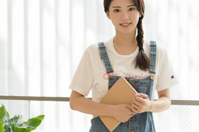 2022年江西財(cái)經(jīng)大學(xué)在職研究生學(xué)費(fèi)一年多少？
