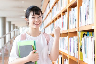 四川大學(xué)在職研究生成績(jī)查詢?nèi)肟谠谀?></a>                                <div   id=