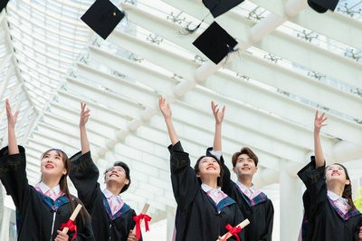 2022年藝術(shù)學(xué)在職研究生報(bào)名時間是什么時候