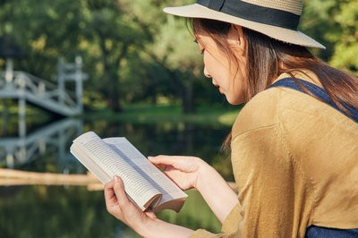 經(jīng)濟學在職研究生單證和雙證有什么區(qū)別？