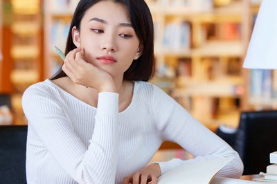 同等學(xué)力適合什么人報(bào)考？