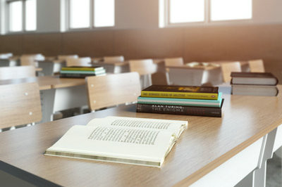 報考錦州醫(yī)科大學在職研究生要辭職嗎？會不會影響工作？