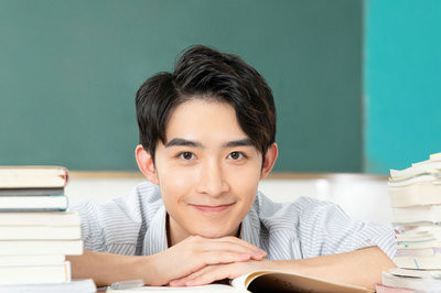 對外經(jīng)濟(jì)貿(mào)易大學(xué)在職研究生同等學(xué)力申碩考試科目是哪些