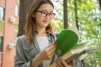 想要攻讀河南財(cái)經(jīng)政法大學(xué)在職研究生，考試有難度嗎？