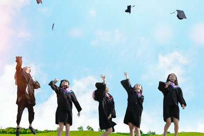 哪些人適合報考河北工業(yè)大學在職研究生？