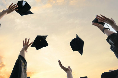 2022年上海交通大學(xué)在職研究生考試需要考什么？難么