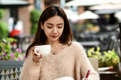 本科無學(xué)位是否可以大連大學(xué)在職研究生？