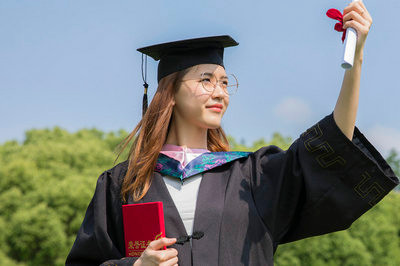 報(bào)考北京外國(guó)語大學(xué)在職研究生，需要注意哪些事項(xiàng)？