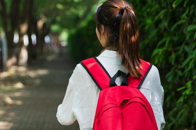 2022年報考中國社會科學院研究生院高級課程班考生應具備哪些資格？
