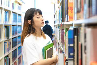 就讀工商管理在職研究生能夠給自身帶來哪些優(yōu)勢？