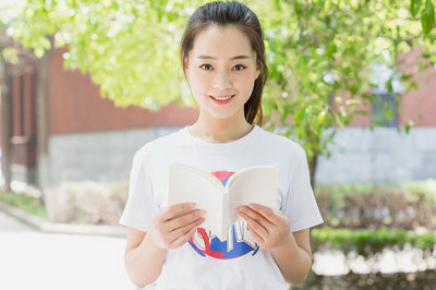報考區(qū)域經(jīng)濟學(xué)在職研究生是靠譜的選擇嗎？
