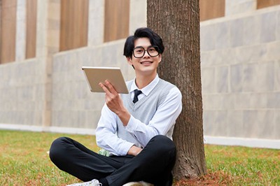 報(bào)考大連大學(xué)在職研究生授課方式是哪一種？