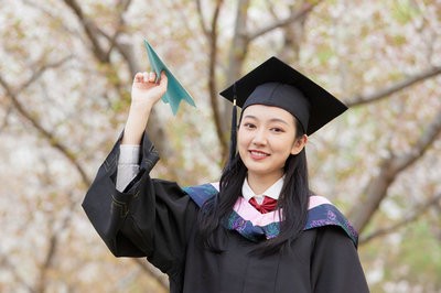 國(guó)外學(xué)歷攻讀信息與通信工程在職研究生報(bào)考條件有哪些？