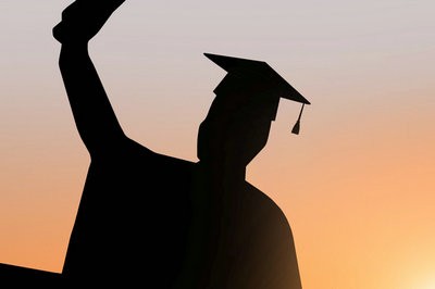 2023年物理學在職研究生報名時間是如何安排的？