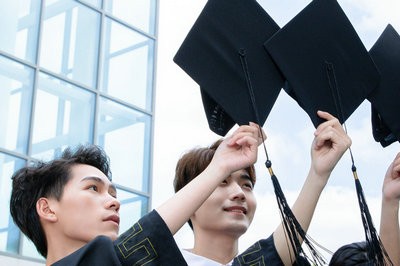 2023年材料科學(xué)與工程在職研究生報考流程是什么？