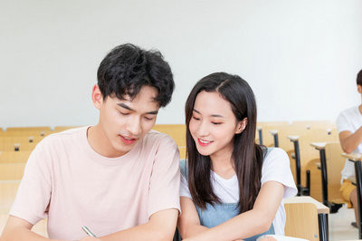 2023年上海財(cái)經(jīng)大學(xué)在職研究生的報(bào)考條件是什么？