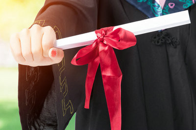 武漢理工大學(xué)在職研究生證書認(rèn)可程度怎么樣？