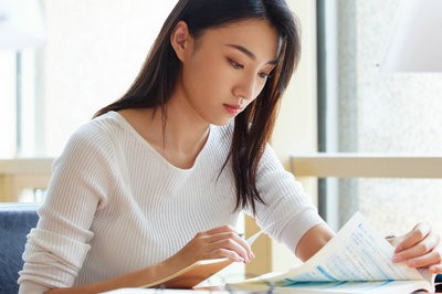 2023報(bào)考口腔醫(yī)學(xué)在職研究生，如何選擇招生院校？
