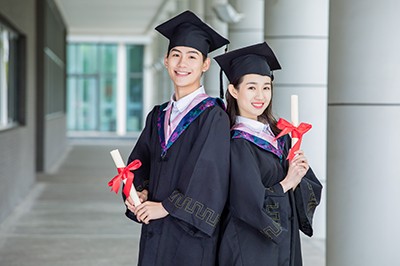 攻讀材料工程在職研究生是怎么上課的？